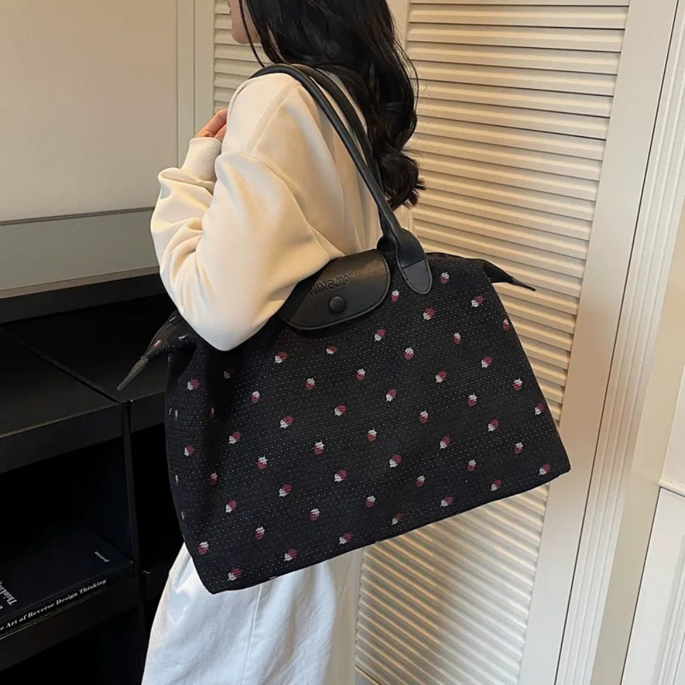 Fraiselle Strawberry Tote Bag for Women | Asverra صورة ثانوية