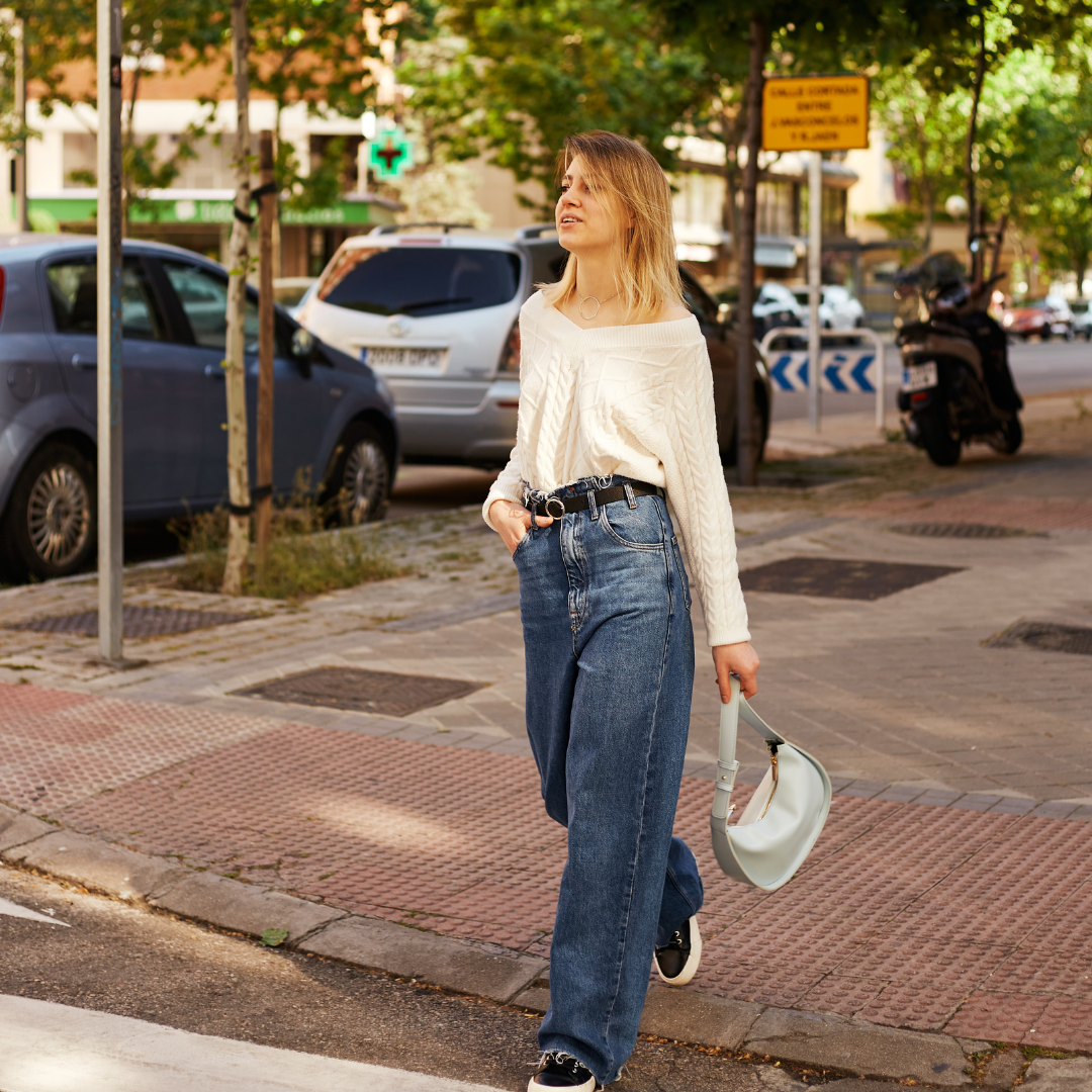 Asverra Viora Shoulder Bag