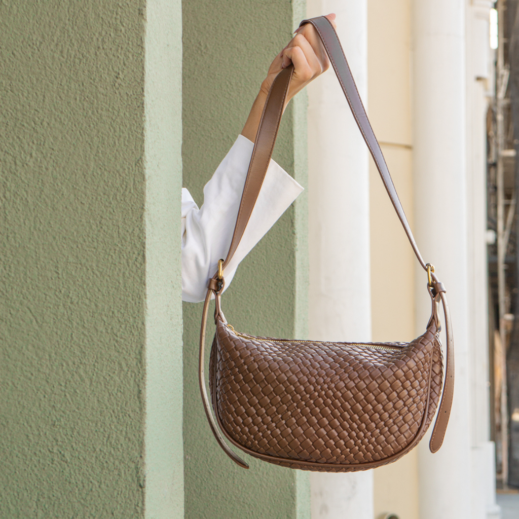 Asverra Cynha Crossbody Bag - Asverra