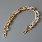 Asverra Acrylic Chain