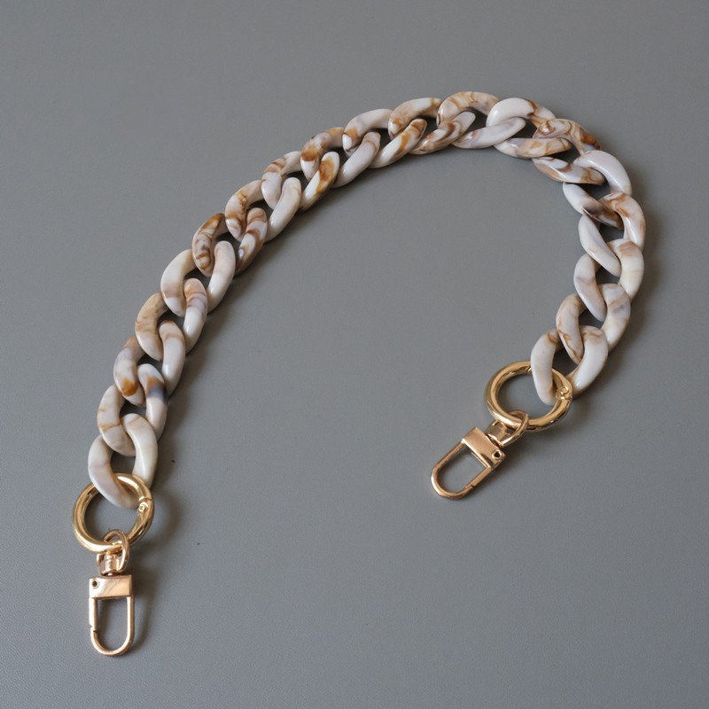 Asverra Acrylic Chain