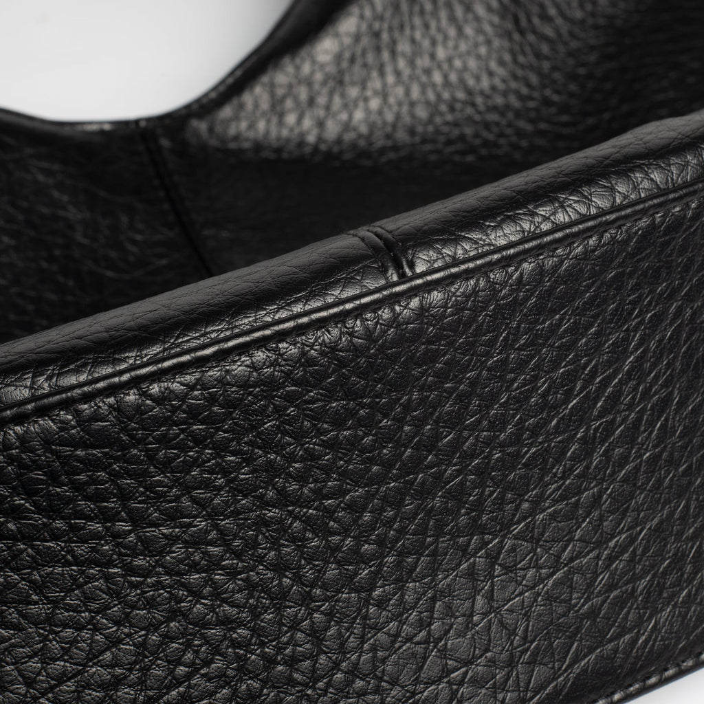 Asverra Nalah Tote Bag