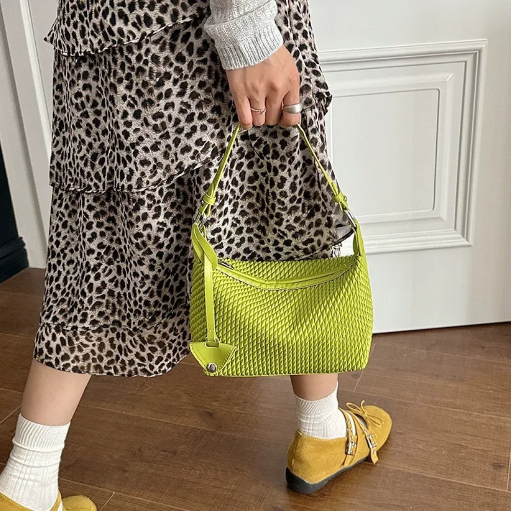 Tissara Woven Shoulder Bag for Women | Asverra صورة ثانوية