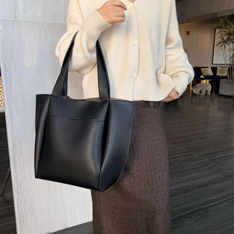 Asverra Galya Tote Bag