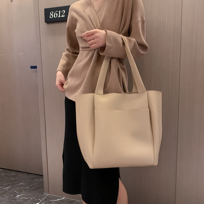 Asverra Galya Tote Bag