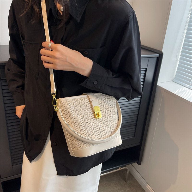 Asverra Mireva Crossbody Bag