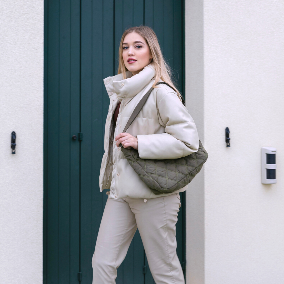 Asverra Selvane Crossbody Bag