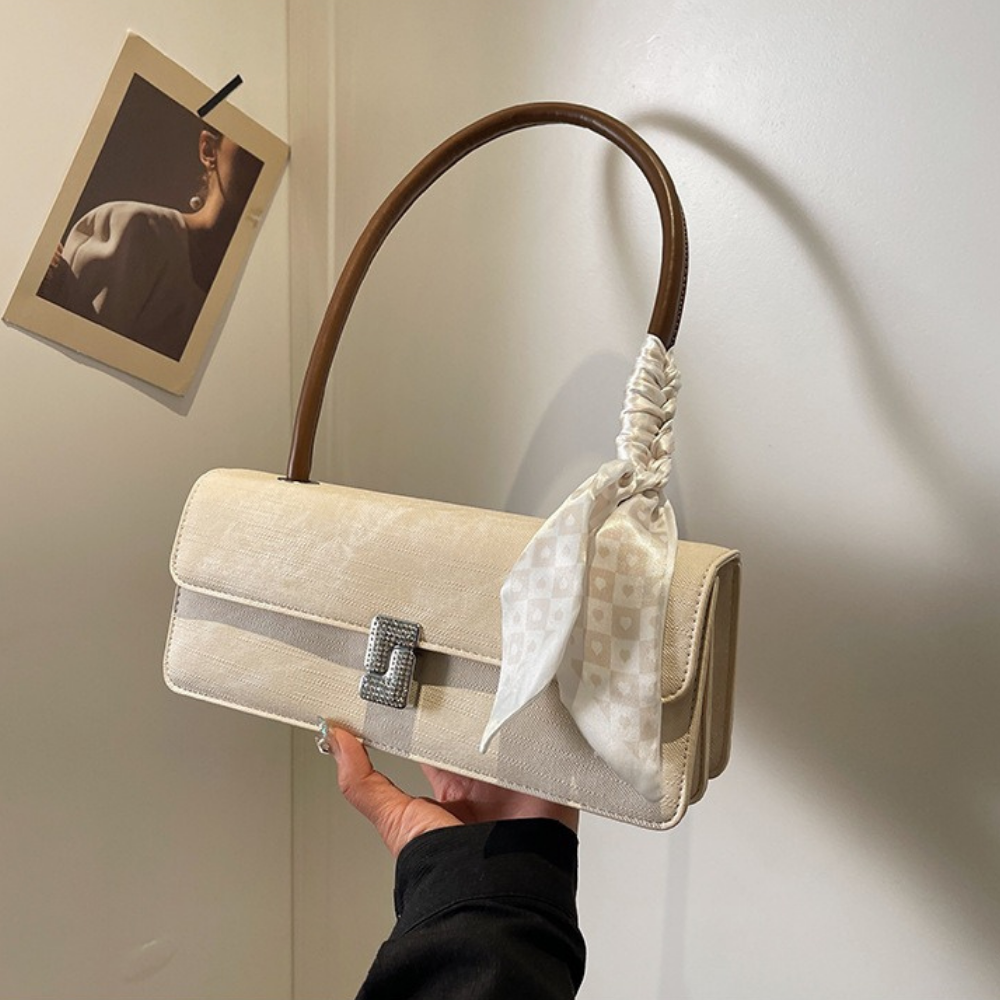 Asverra Vespéria Shoulder Bag