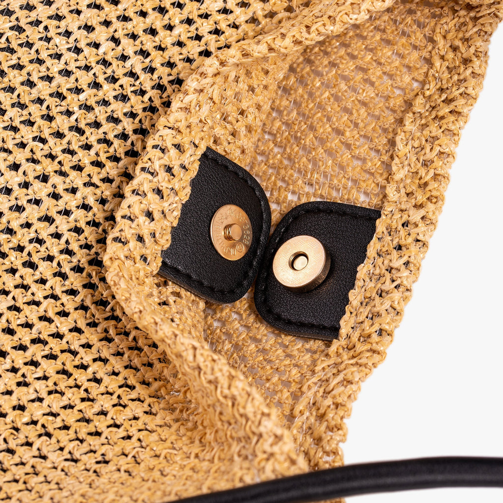 Asverra Banna Tote Bag