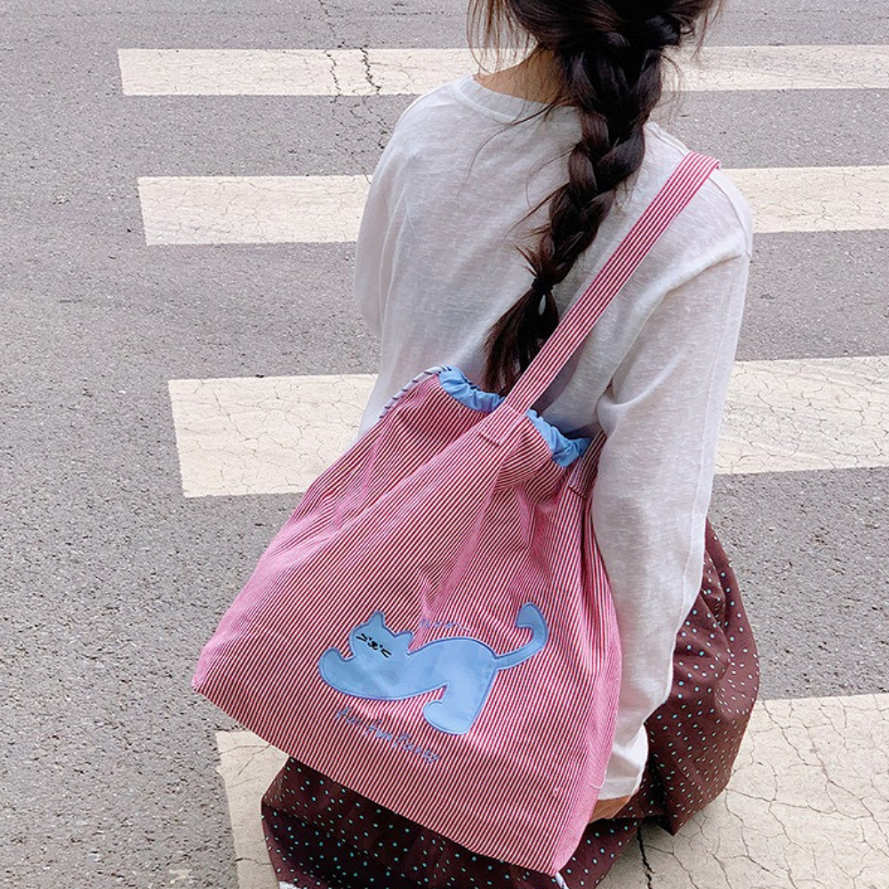 Zephyra Cat Patch Tote Bag for Women | Asverra