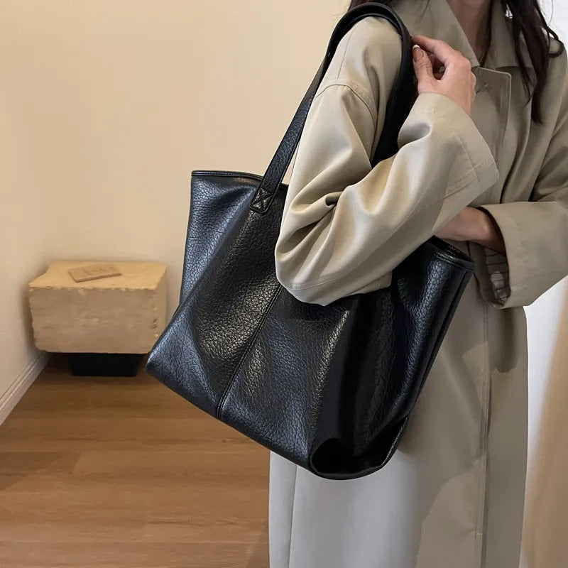 Asverra Manya Tote Bag