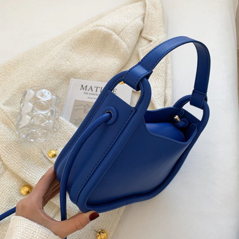 Asverra Avel Crossbody Bag