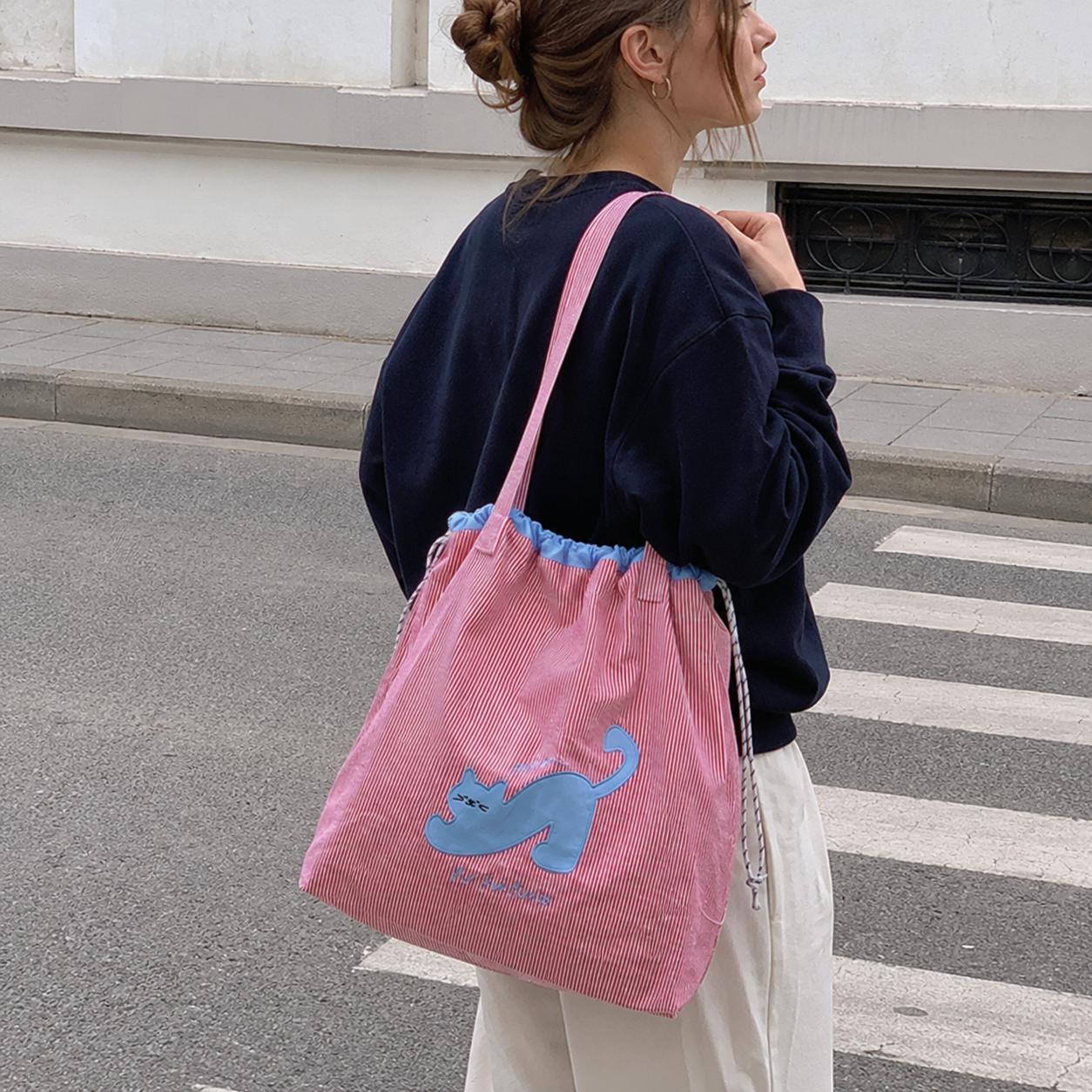 Zephyra Cat Patch Tote Bag for Women | Asverra