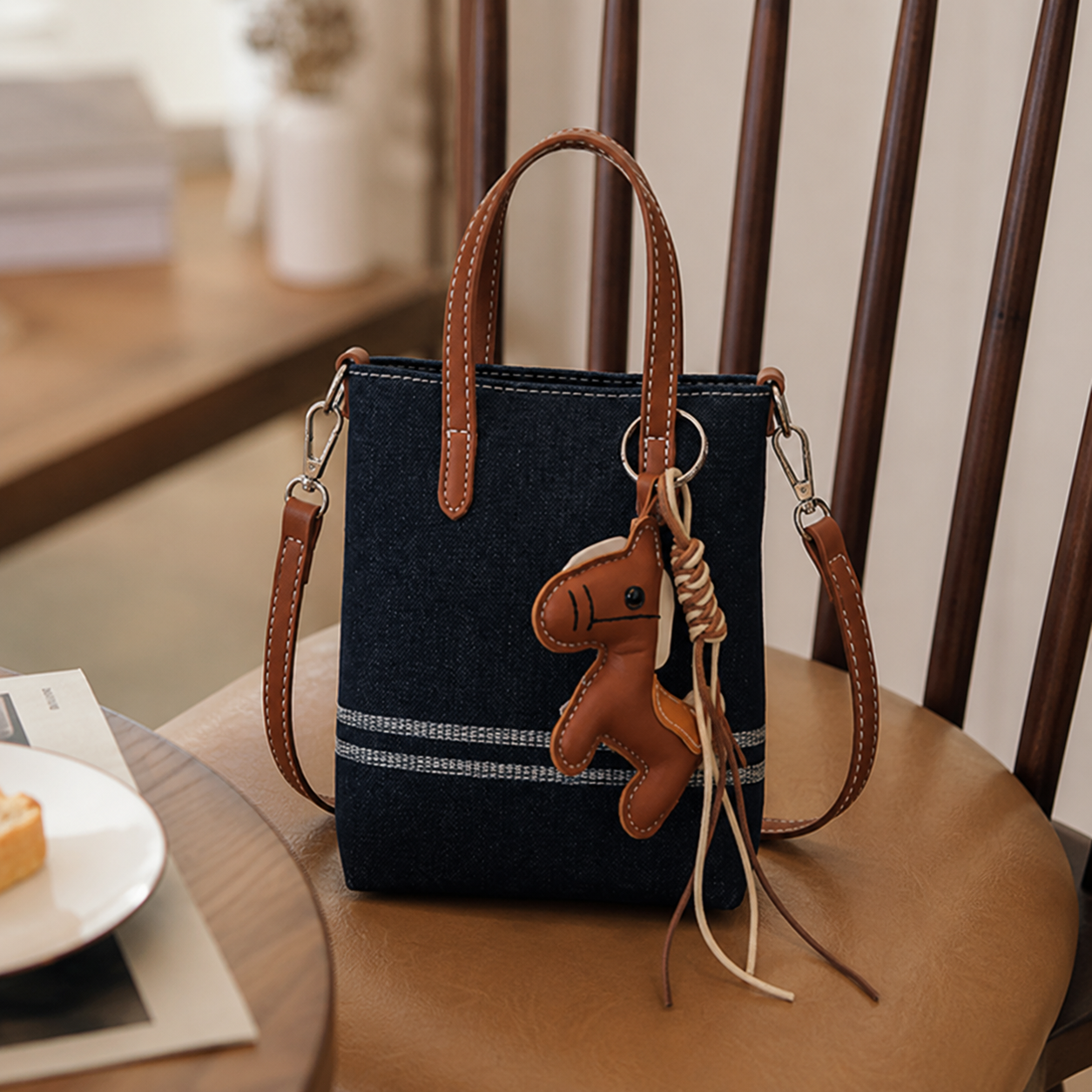 Torenne Horse Charm Phone Bag for Women | Asverra