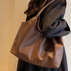 Asverra Nalah Tote Bag