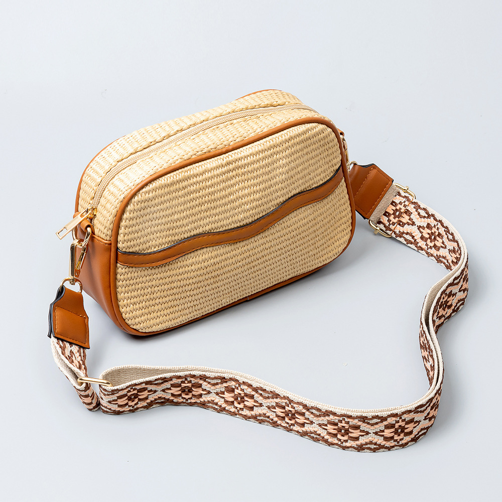 Asverra Auma Crossbody Bag