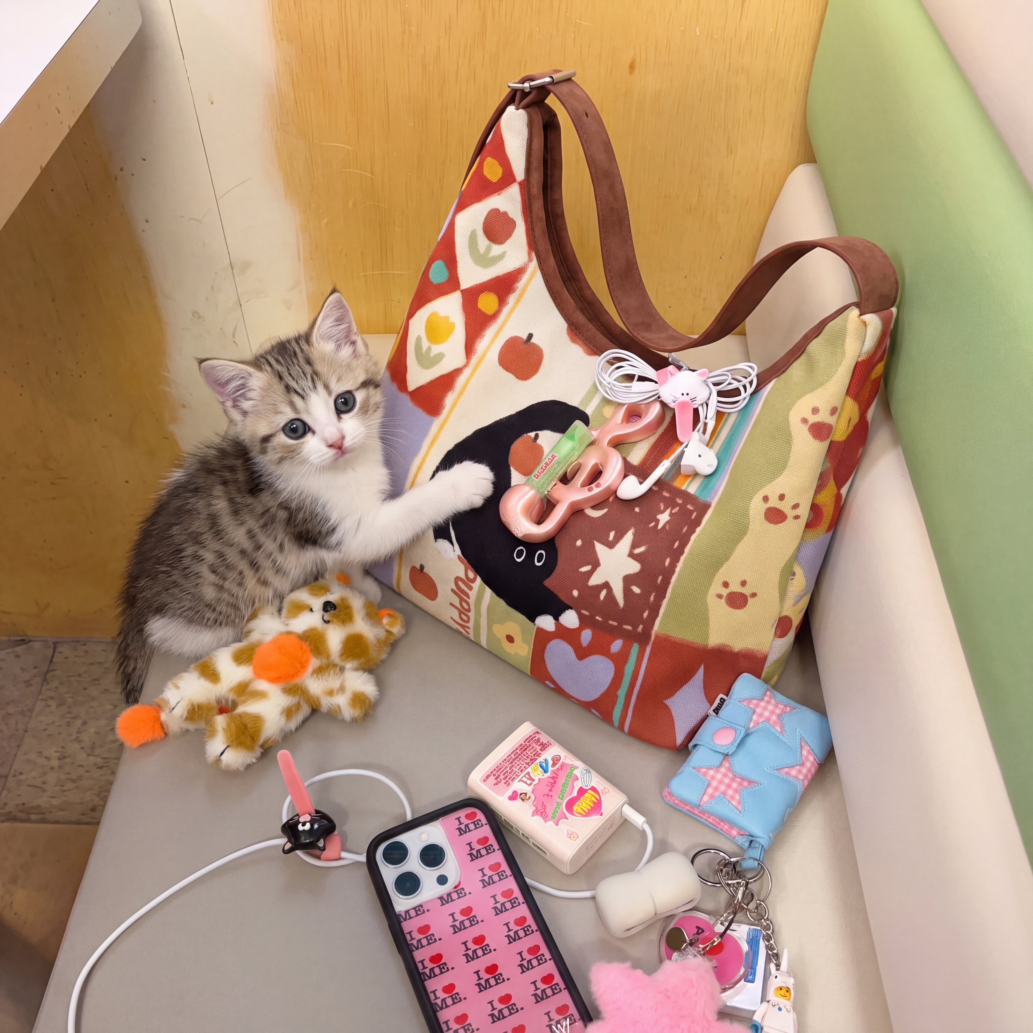 Mirano Cat Art Shoulder Bag Secondary image