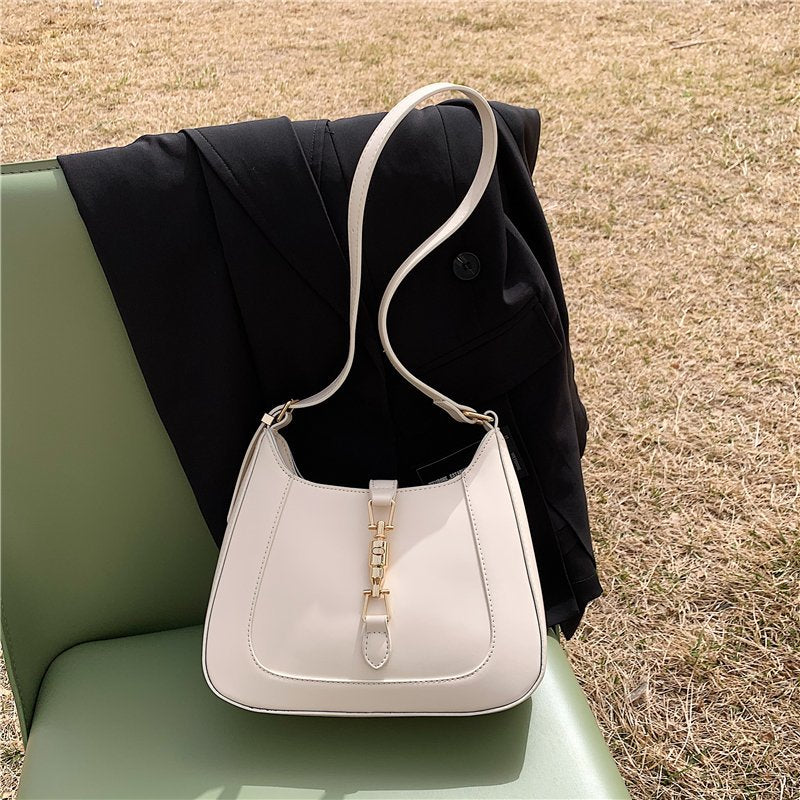 Asverra Rivoire Shoulder Bag - Asverra