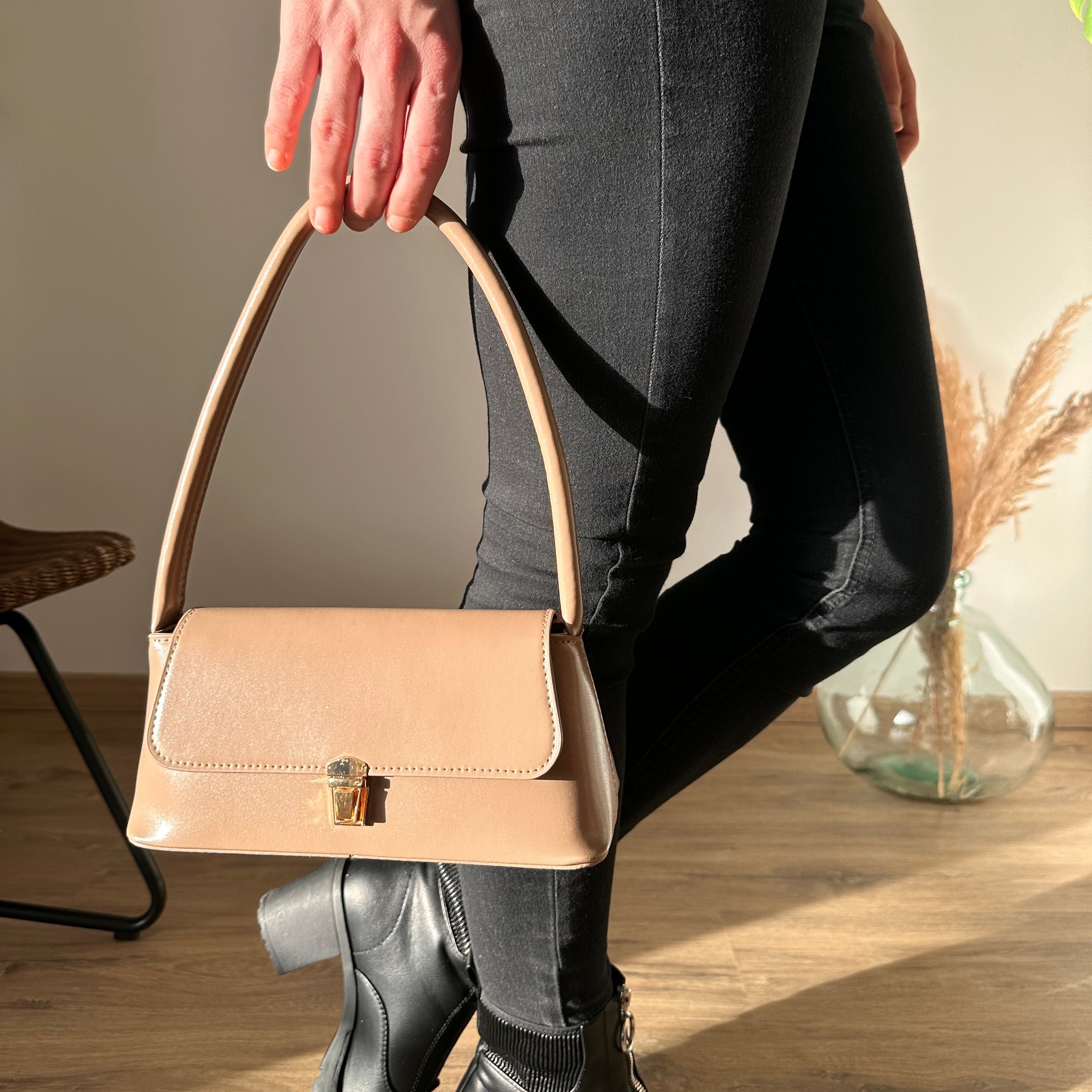 Lunelle Vegan Leather Handbag for Women | Asverra Secondary image