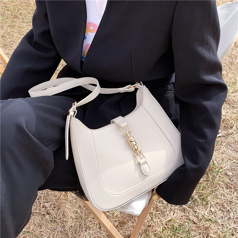 Asverra Rivoire Shoulder Bag - Asverra