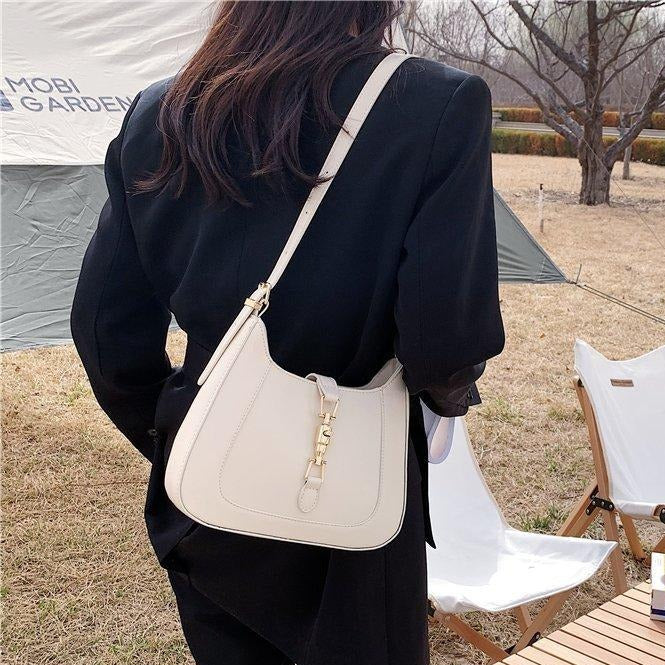 Asverra Rivoire Shoulder Bag - Asverra
