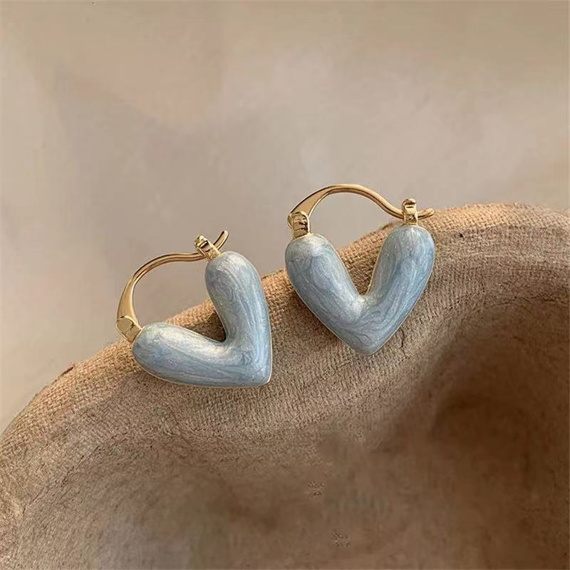 Asverra Cuore Heart Earrings