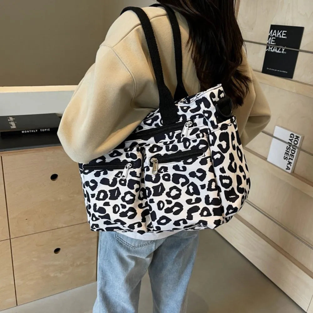 Asverra Kanna Wild Canvas Crossbody