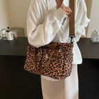 Asverra Kanna Wild Canvas Crossbody