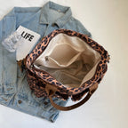 Asverra Kanna Wild Canvas Crossbody