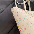 Asverra Leora Tote Bag