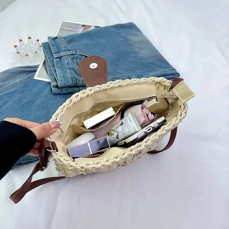 Asverra Manna Crossbody Bag