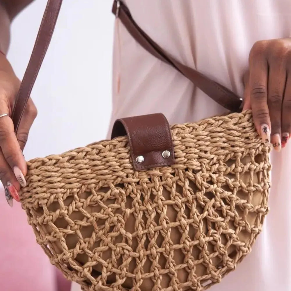 Asverra Manna Crossbody Bag