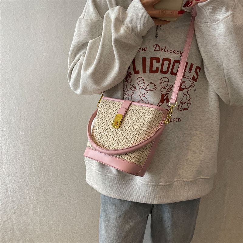 Asverra Mireva Crossbody Bag