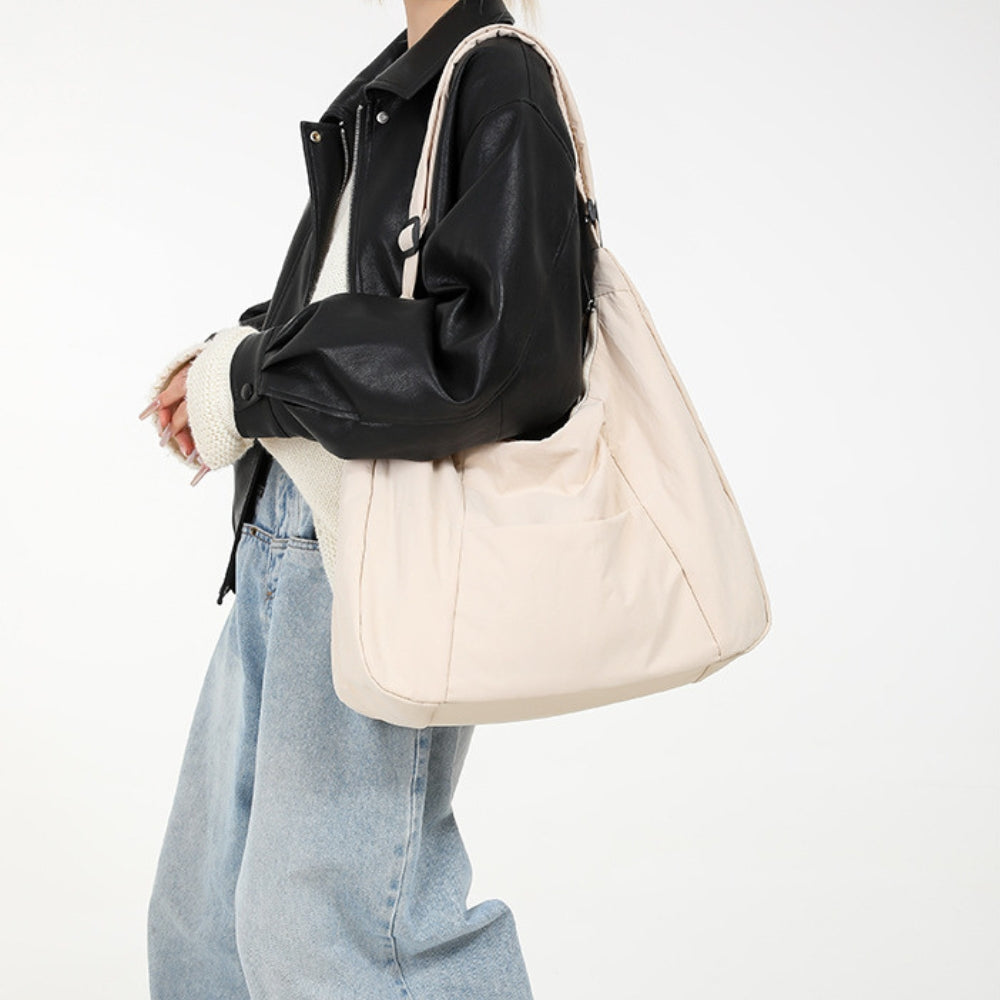 Asverra Dayah Tote Bag