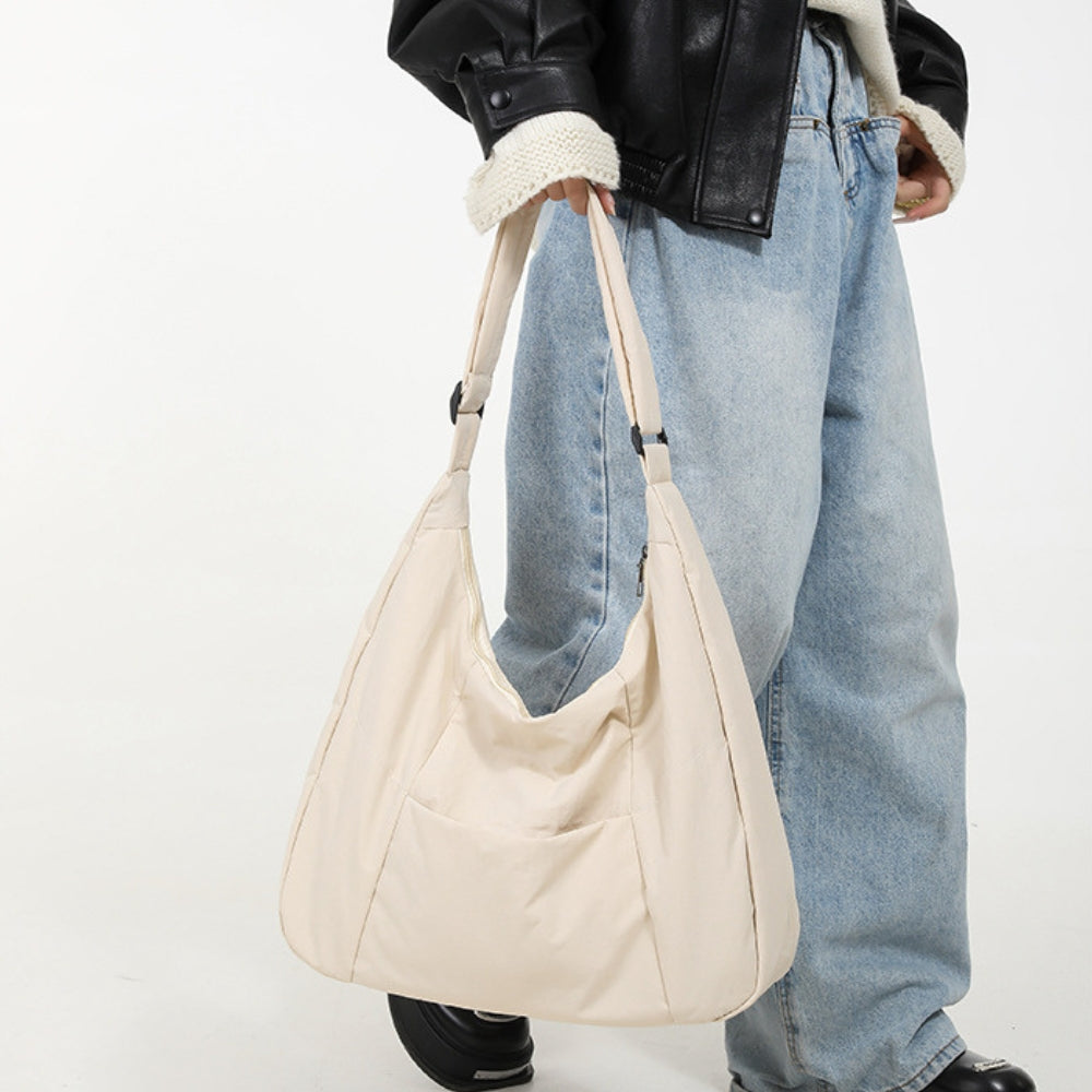 Asverra Dayah Tote Bag