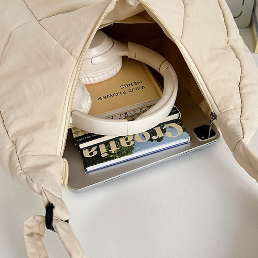 Asverra Dayah Tote Bag