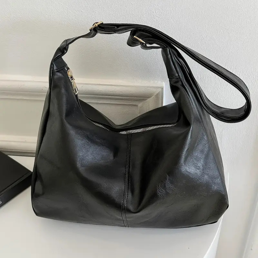 Asverra Malja Shoulder Bag