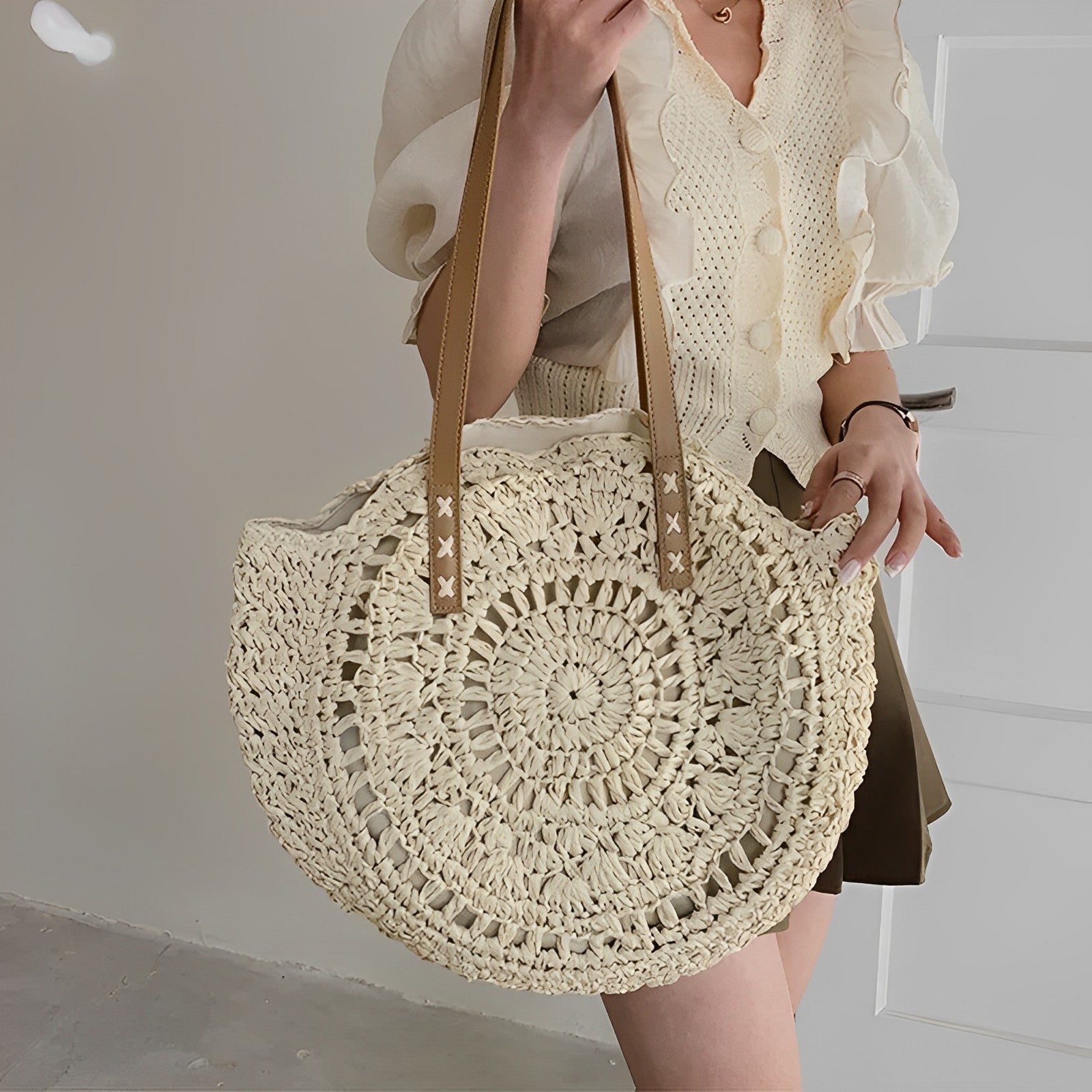 Asverra Vamah Tote Bag