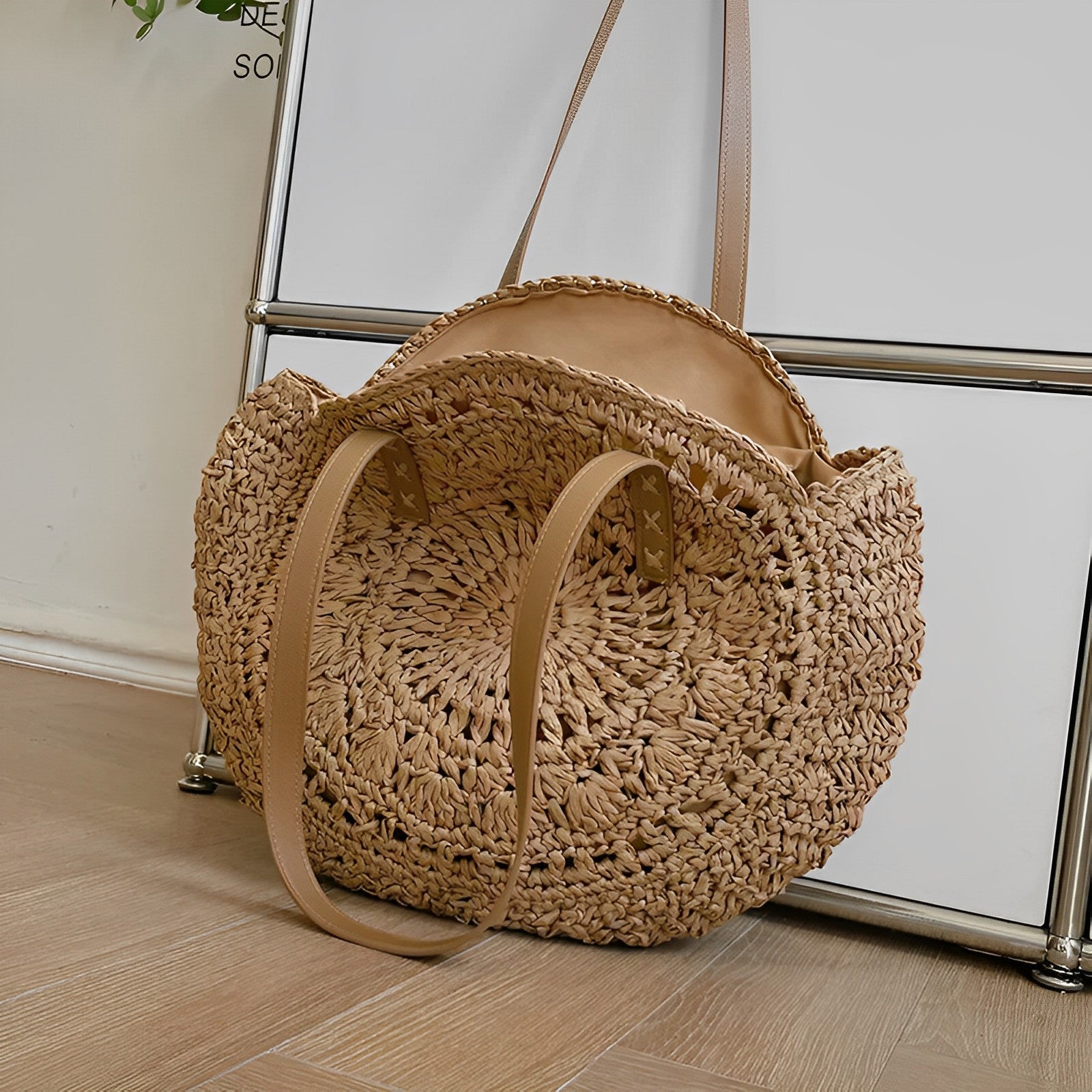 Asverra Vamah Tote Bag