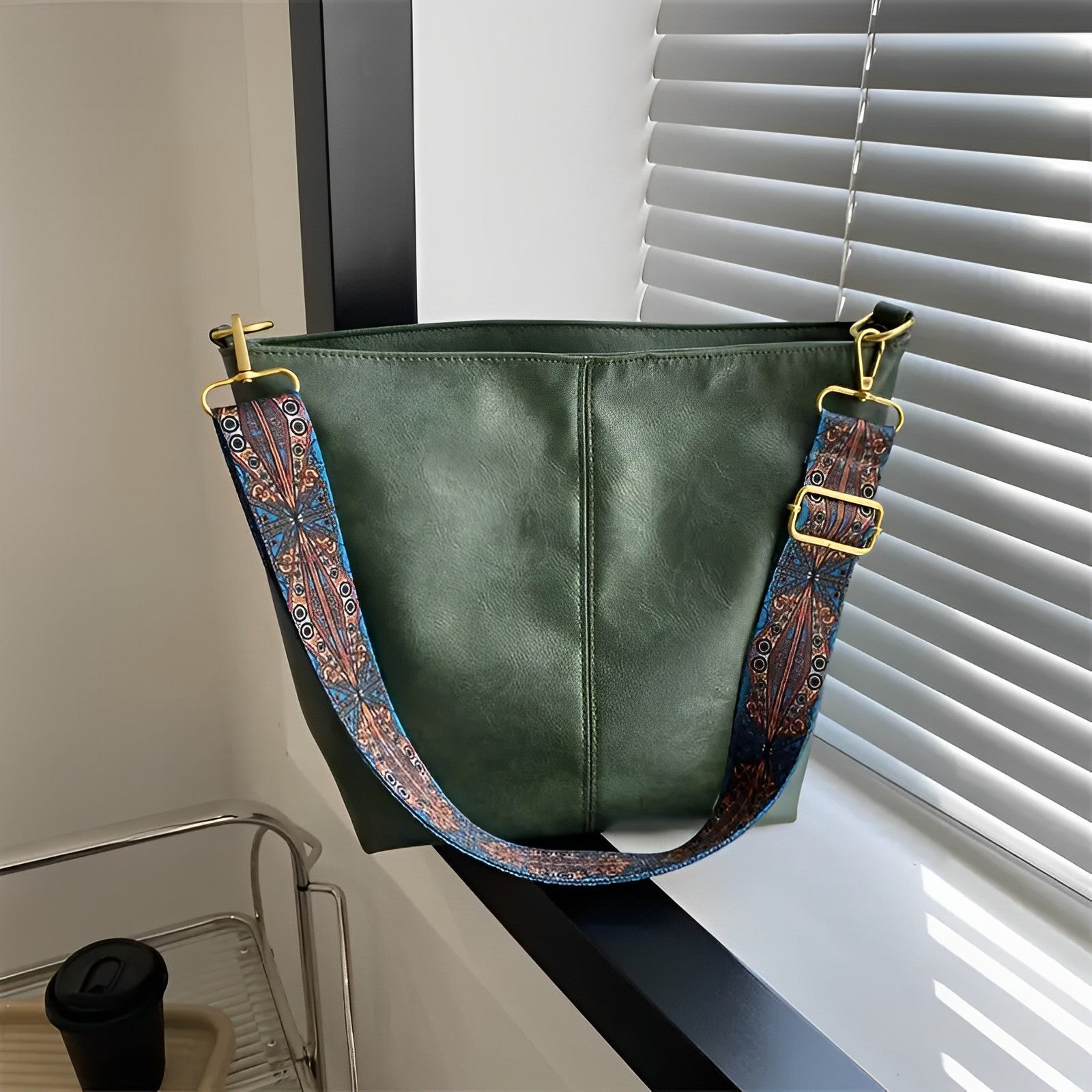 Asverra Boyah Crossbody Bag