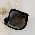 Asverra Boyah Crossbody Bag