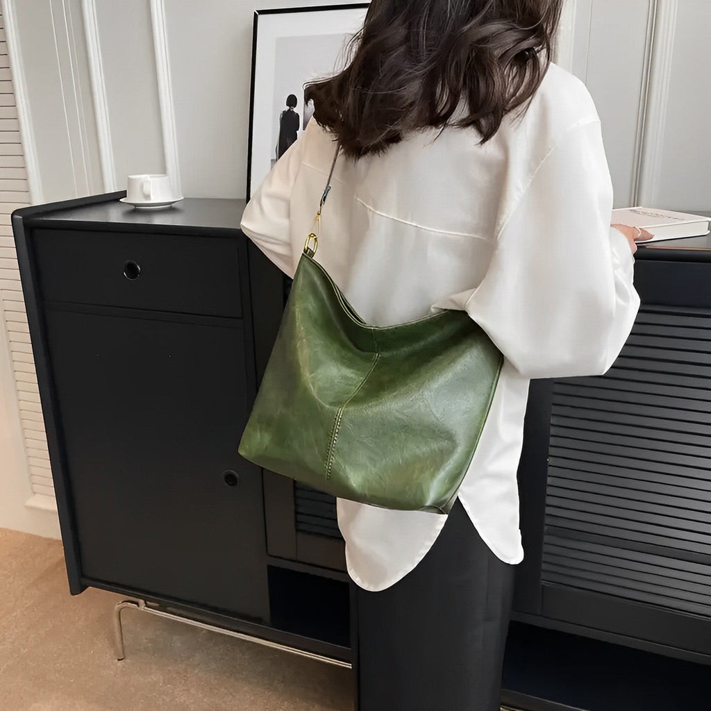 Asverra Boyah Crossbody Bag