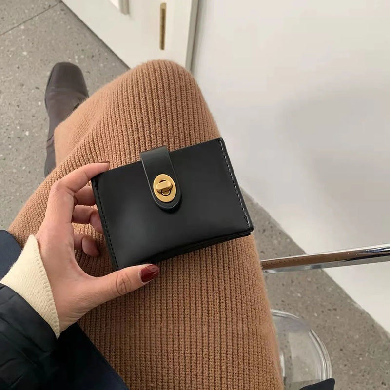 Asverra Avoa Wallet
