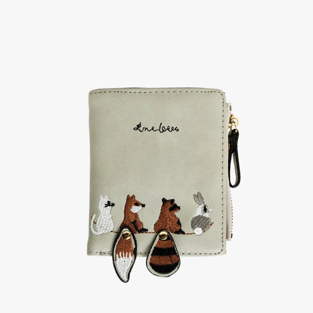 Asverra Renah Embroidered Wallet