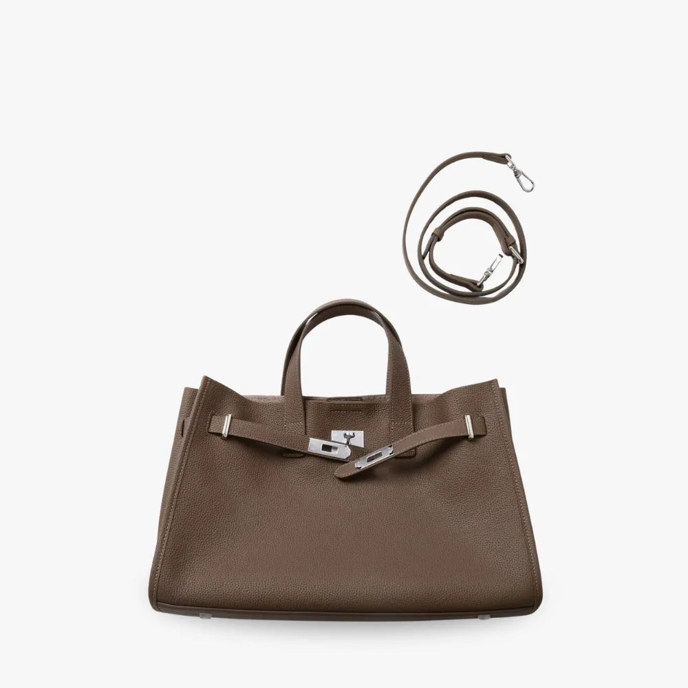 Asverra Loha Tote Bag