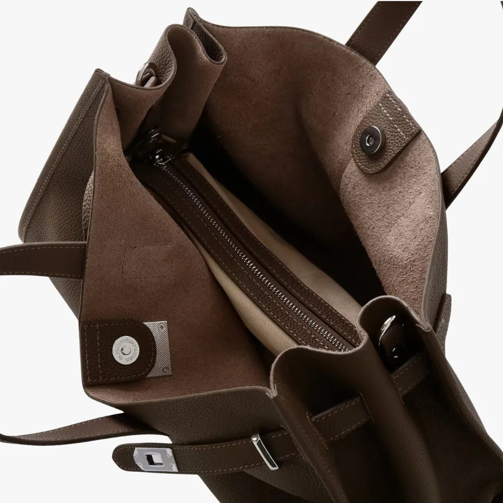 Asverra Loha Tote Bag