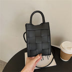 Asverra Chalise Phone Bag