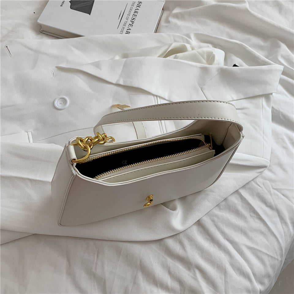 Asverra Allia Shoulder Bag