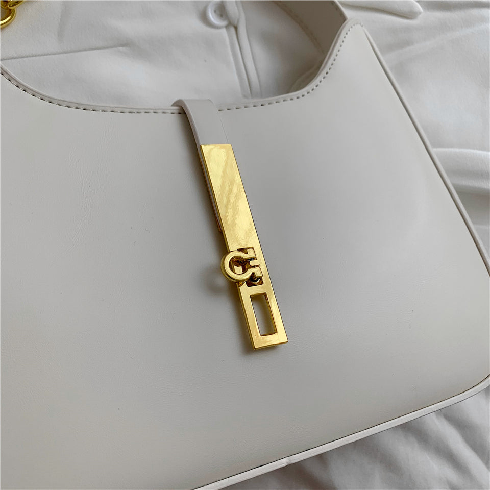 Asverra Allia Shoulder Bag