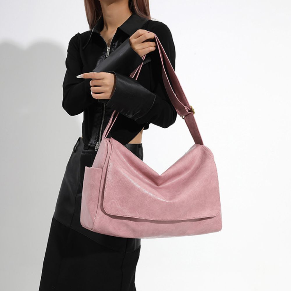 Asverra Solea Tote Bag